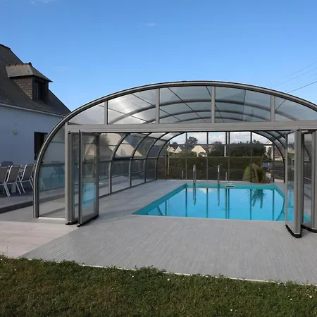 Dauphins Semesterbostad