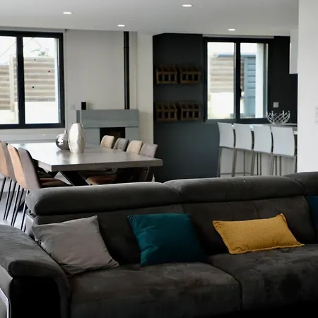 Dauphins Semesterbostad *