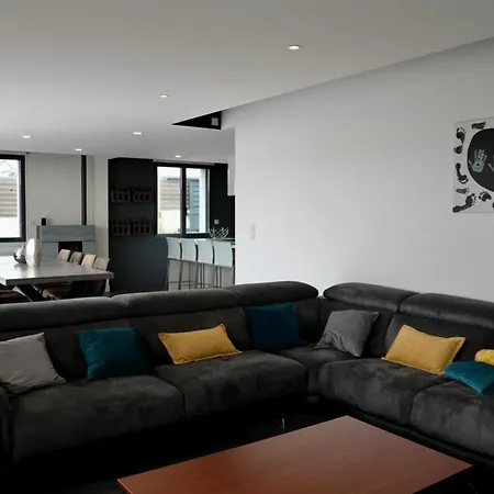 Dauphins Holiday home *